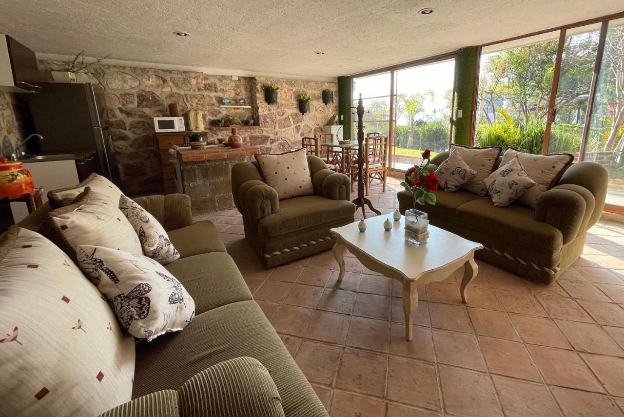 Holiday home Jardin Quinta Fuentes Cabanas, Valsequillo. *
