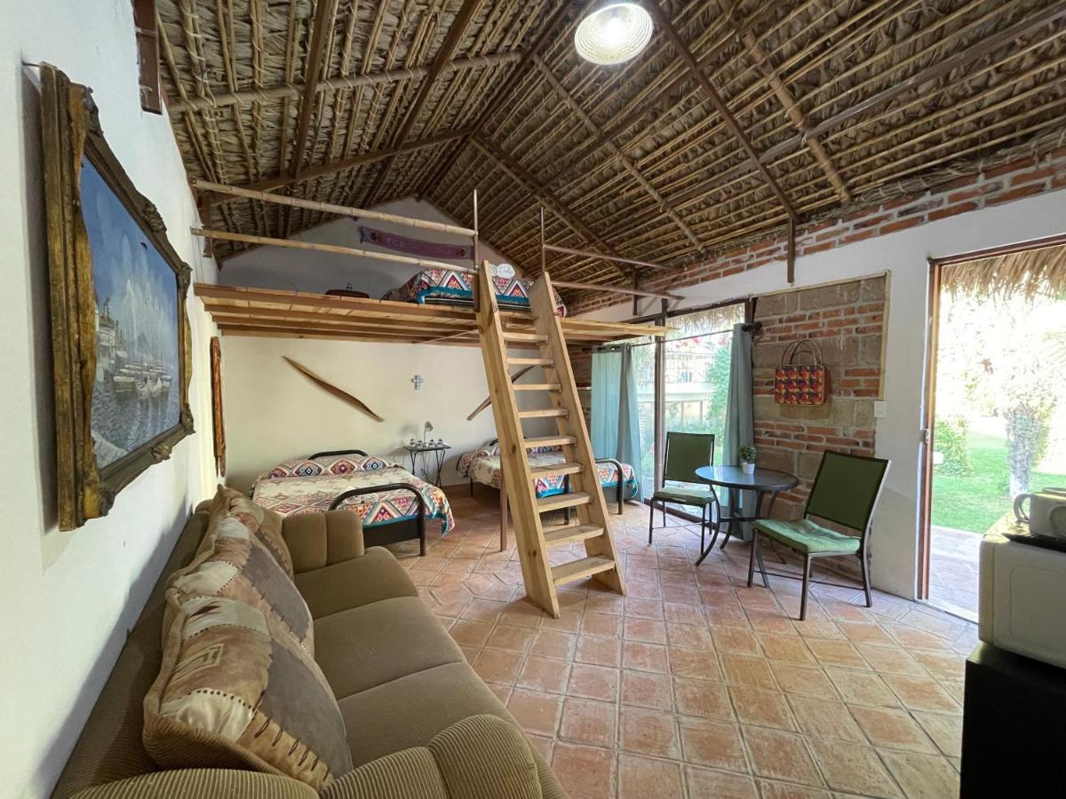 Jardin Quinta Fuentes Cabanas, Valsequillo. Holiday home Puebla